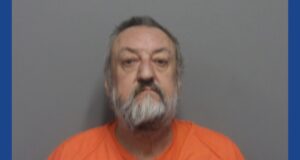 Police searching for wanted fugitive in Ohio