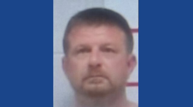 Police chase ends in arrest at Dollar General in Georgia