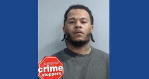 Police searching for wanted fugitive in Kentucky