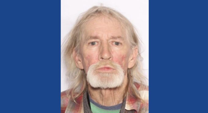 Police searching for wanted fugitive in Ohio