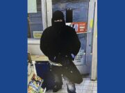 Police attempting to identify burglary suspect in Ohio