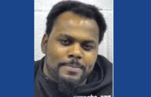 Police searching for wanted fugitive in Ohio