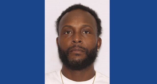 Police searching for wanted fugitive in Ohio