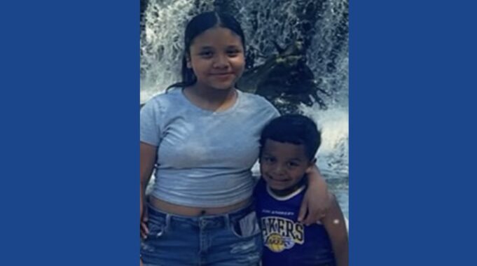 Police searching for missing siblings in Indiana