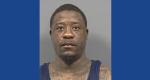 Police searching for wanted fugitive in Florida