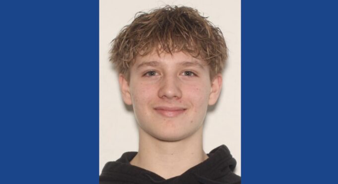 Police searching for missing 17-year-old in Ohio