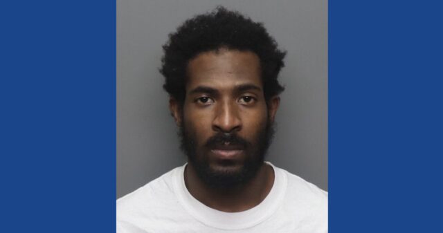 Police searching for wanted fugitive in Tennessee