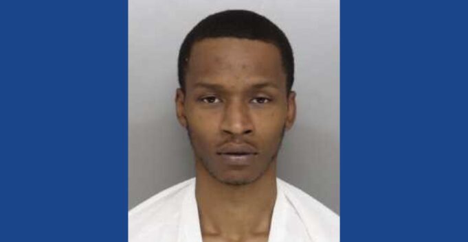 Police searching for wanted fugitive in Ohio