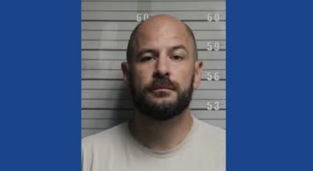 Ohio teacher indicted for inappropriate relationship with student