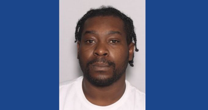Police searching for wanted fugitive in Ohio