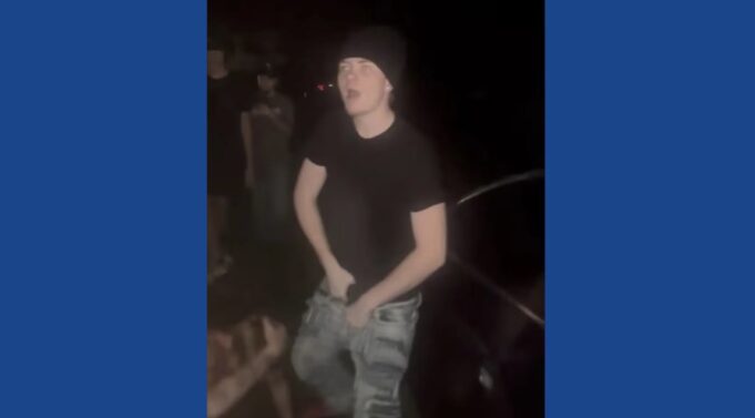 Police searching for wanted shooting suspect in Florida
