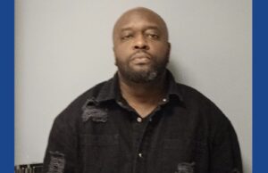 Police searching for wanted fugitive in Ohio