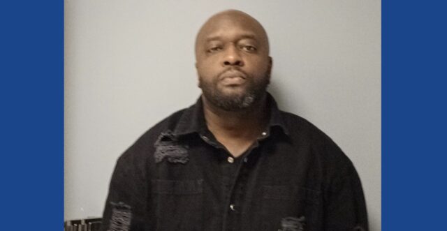Police searching for wanted fugitive in Ohio