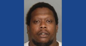 Police searching for wanted fugitive in Alabama