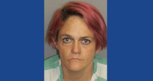 Police searching for wanted fugitive in Alabama
