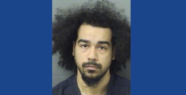 Police searching for wanted fugitive in Florida