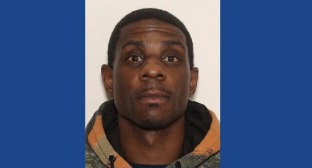 Police searching for wanted fugitive in Ohio