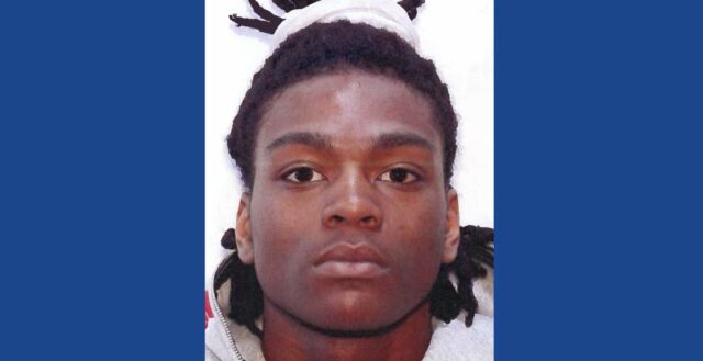 Police searching for wanted fugitive in Georgia