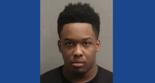 Police searching for wanted murder suspect in Tennessee