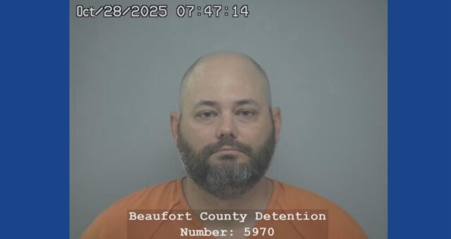 Former deputy arrested for pointing gun at teens in Georgia