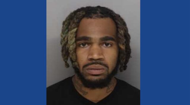 Police searching for wanted fugitive in Ohio