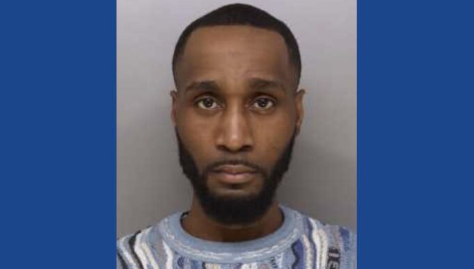 Police searching for wanted fugitive in Ohio