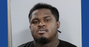 Police searching for wanted fugitive in Kentucky