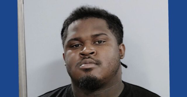 Police searching for wanted fugitive in Kentucky