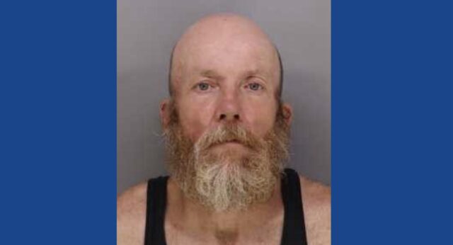 Police searching for wanted fugitive in Ohio