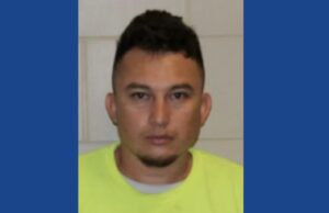 U.S. Marshals searching for wanted fugitive in Ohio