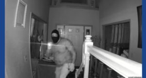 Police searching for burglary suspects after $25K in cash and items stolen in Ohio