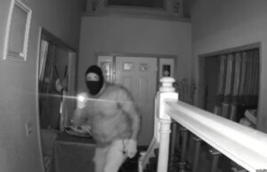 Police searching for burglary suspects after $25K in cash and items stolen in Ohio