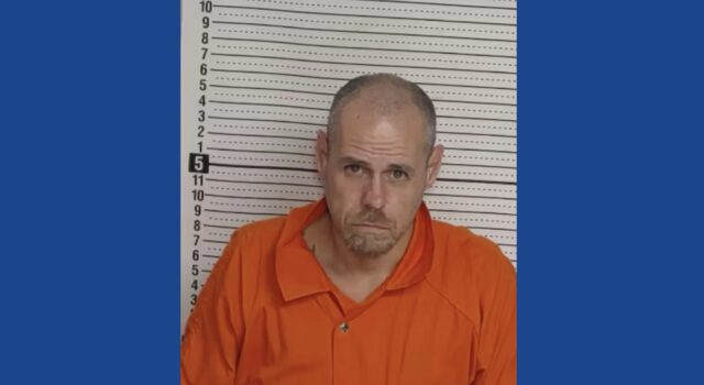 Police searching for escaped inmate in Georgia