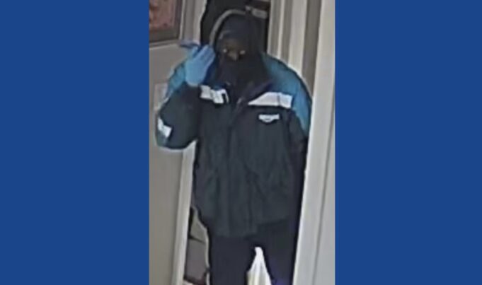 Police attempting to identify burglary suspect in Ohio