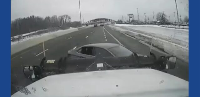 Vehicle crashes into Ohio snowplow on I-77