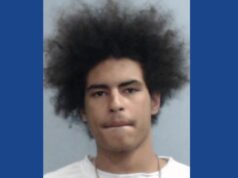 Police searching for wanted fugitive in Kentucky