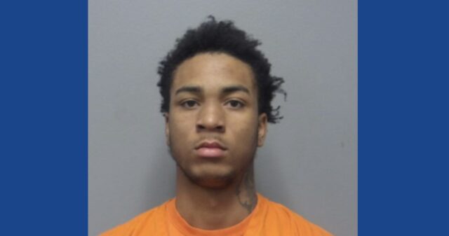 Police searching for wanted robbery suspect in Ohio