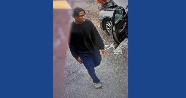 Police searching for Family Dollar robbery suspect in Alabama