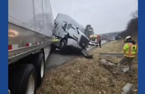 Part of I-81 in Virginia shut down following tractor-trailer crash