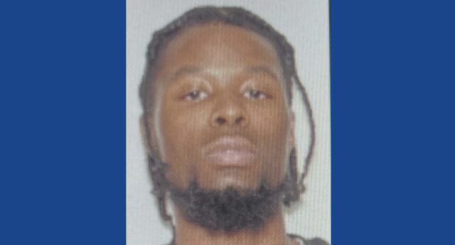 Police searching for police impersonation suspect in Georgia