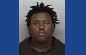 Police searching for wanted theft suspect in Ohio