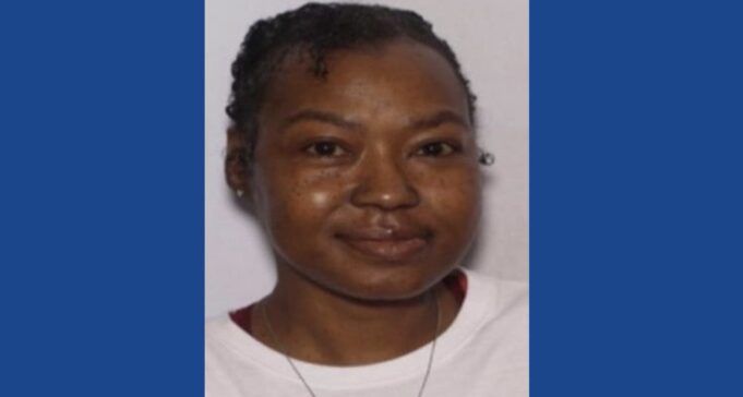 Police searching for wanted stabbing suspect in Ohio