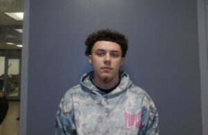 Police searching for fugitive wanted on multiple charges in Ohio