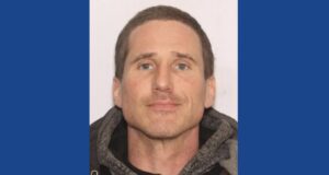 Police searching for wanted theft suspect in Ohio