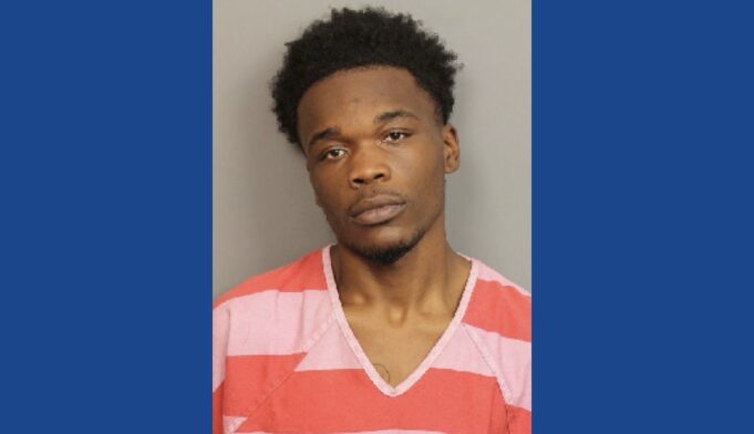 Police searching for wanted shooting suspect in Alabama