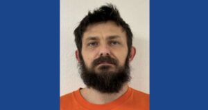 Police searching for escaped inmate in Oklahoma