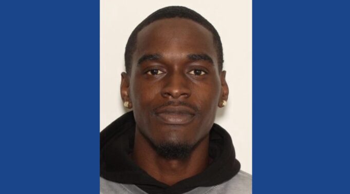 Police searching for wanted burglary suspect in Ohio