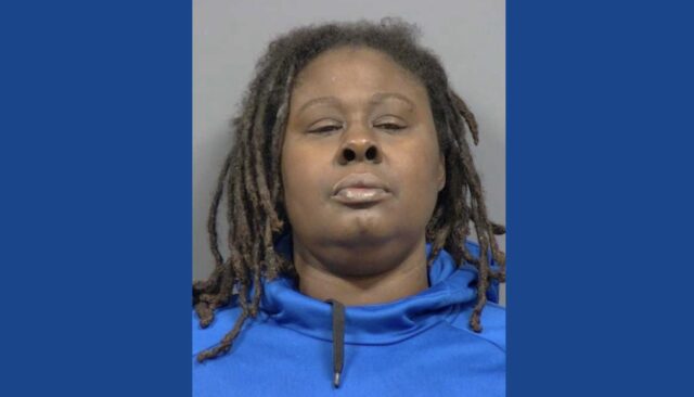 Police searching for woman who stole children’s clothes in Florida