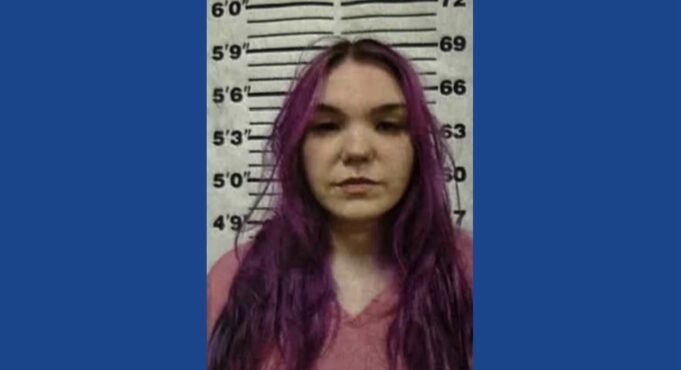 One person arrested, one injured following stabbing incident in Mississippi