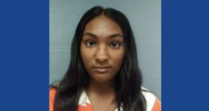 One person arrested after running away with child in Florida
